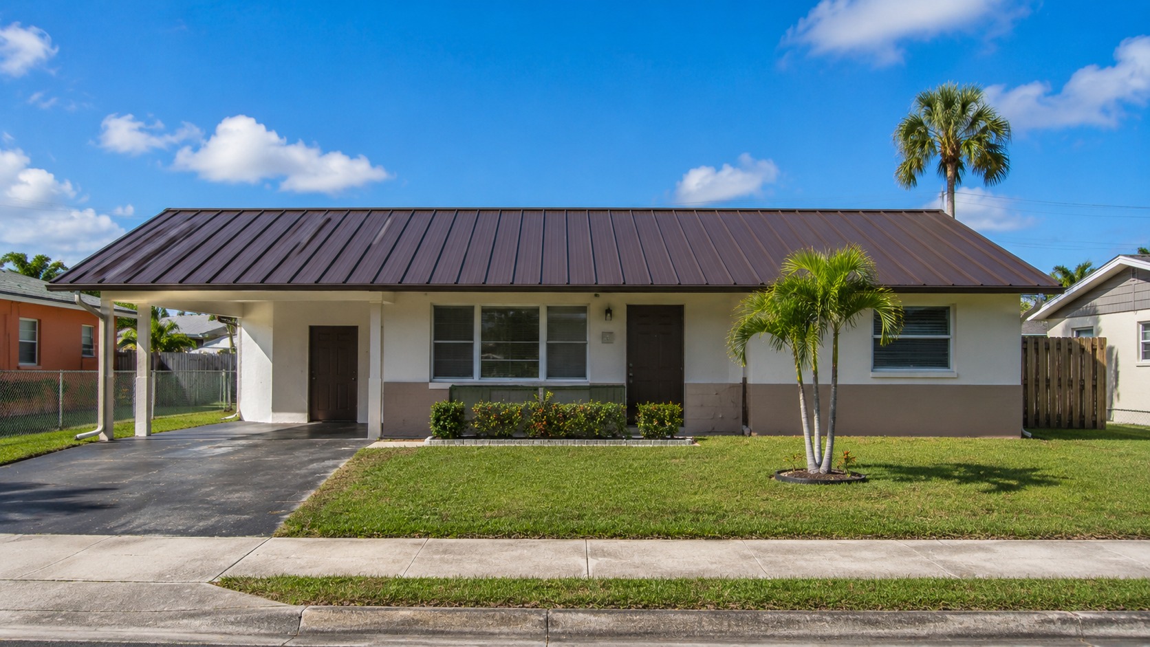 Standing seam install in Hialeah Gardens